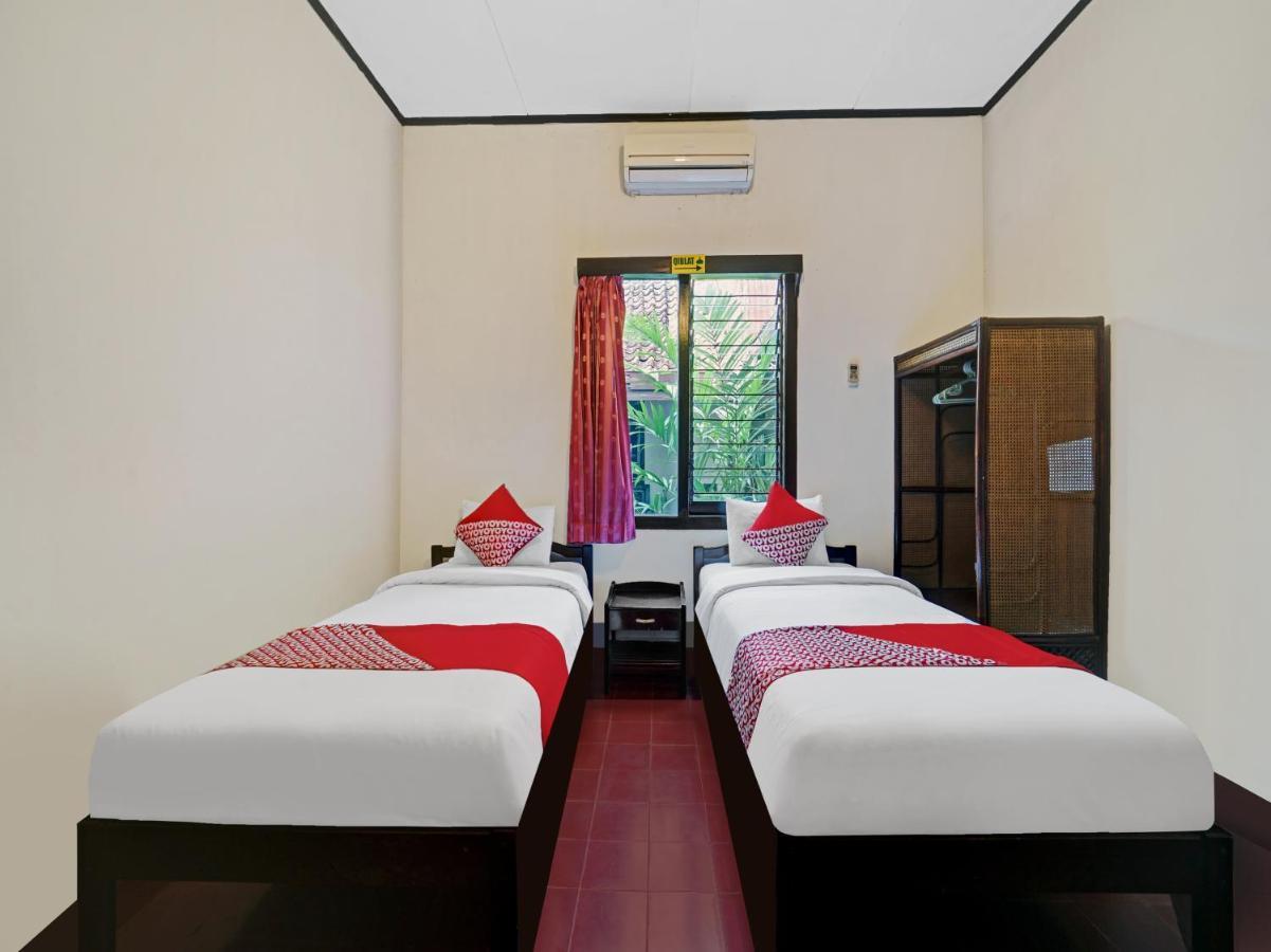 Oyo 90676 Oryza Hotel Yogyakarta Exterior foto