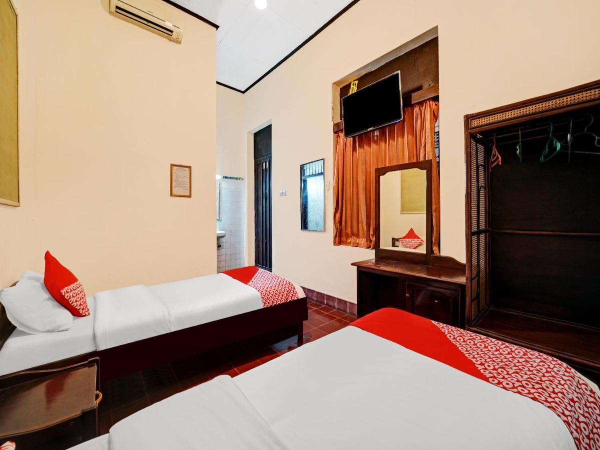Oyo 90676 Oryza Hotel Yogyakarta Exterior foto